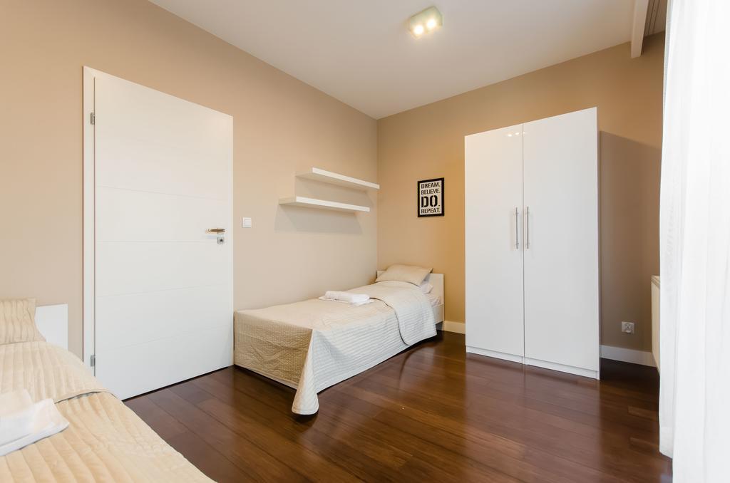 Old Town Luxury Apartment Краков Экстерьер фото